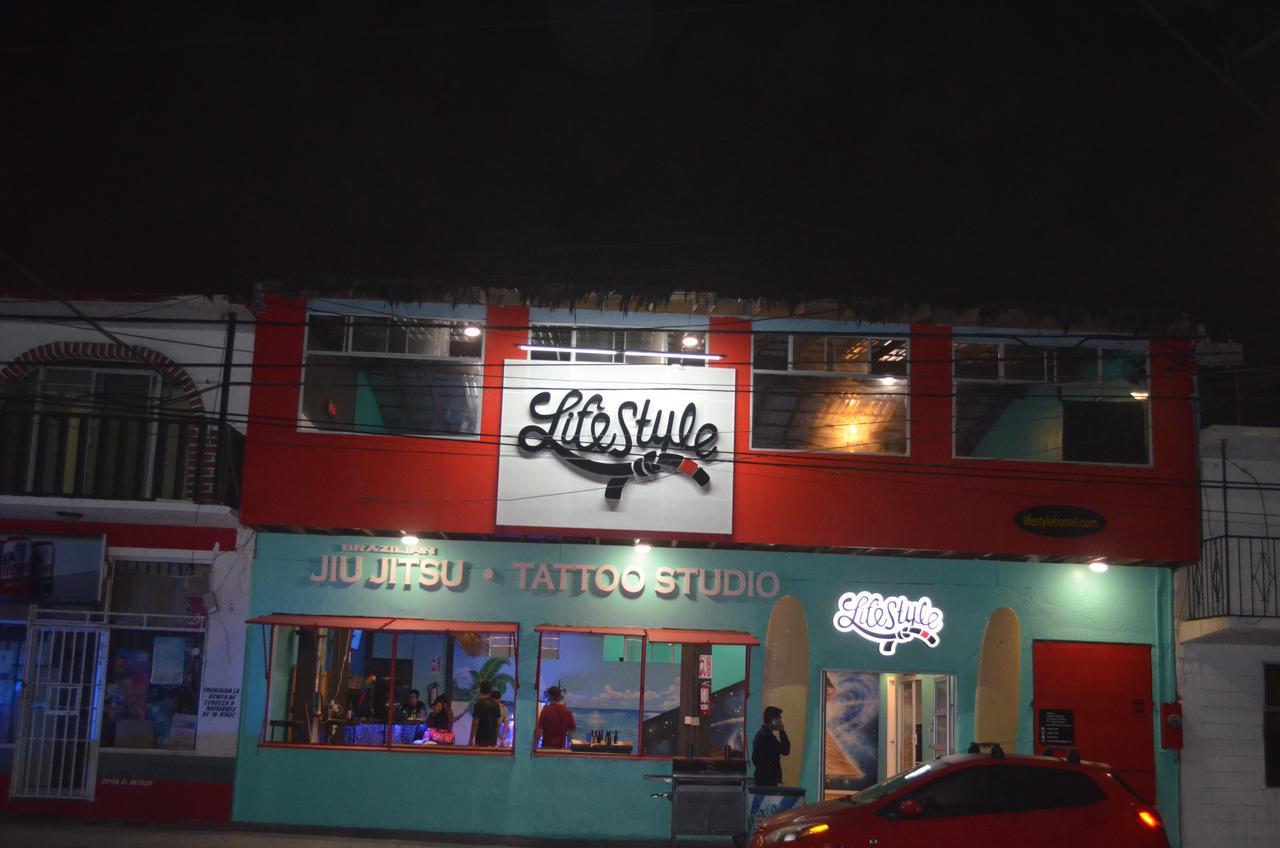 Lifestyle Hostel Tijuana Exterior photo